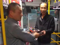 日行一善，載德前行